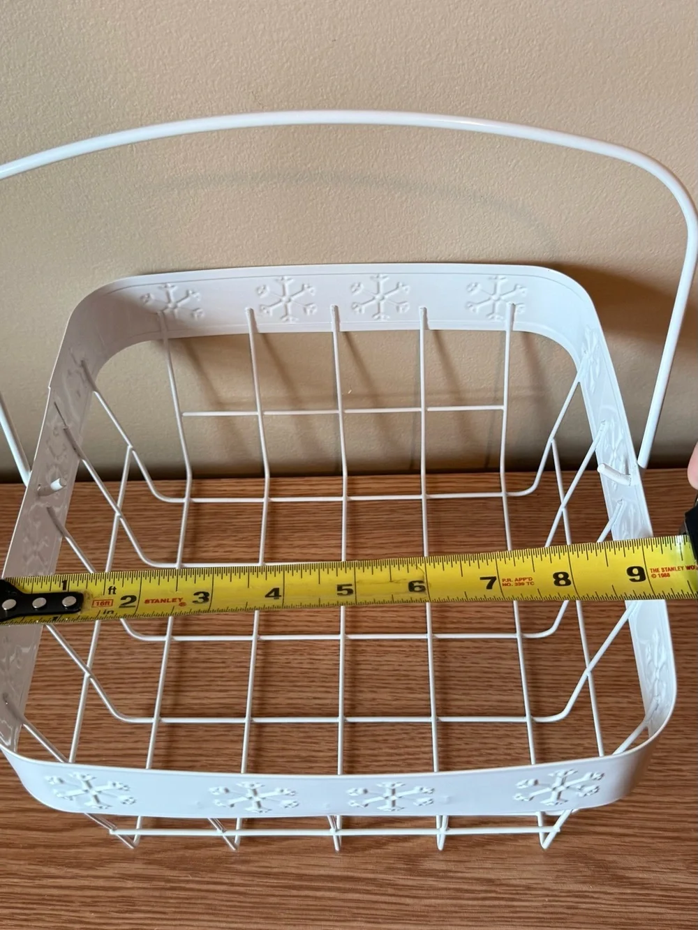 White Decorative Wire Storage Basket - Home Accents